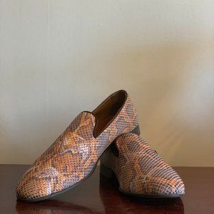 Snakeskin pattern loafer